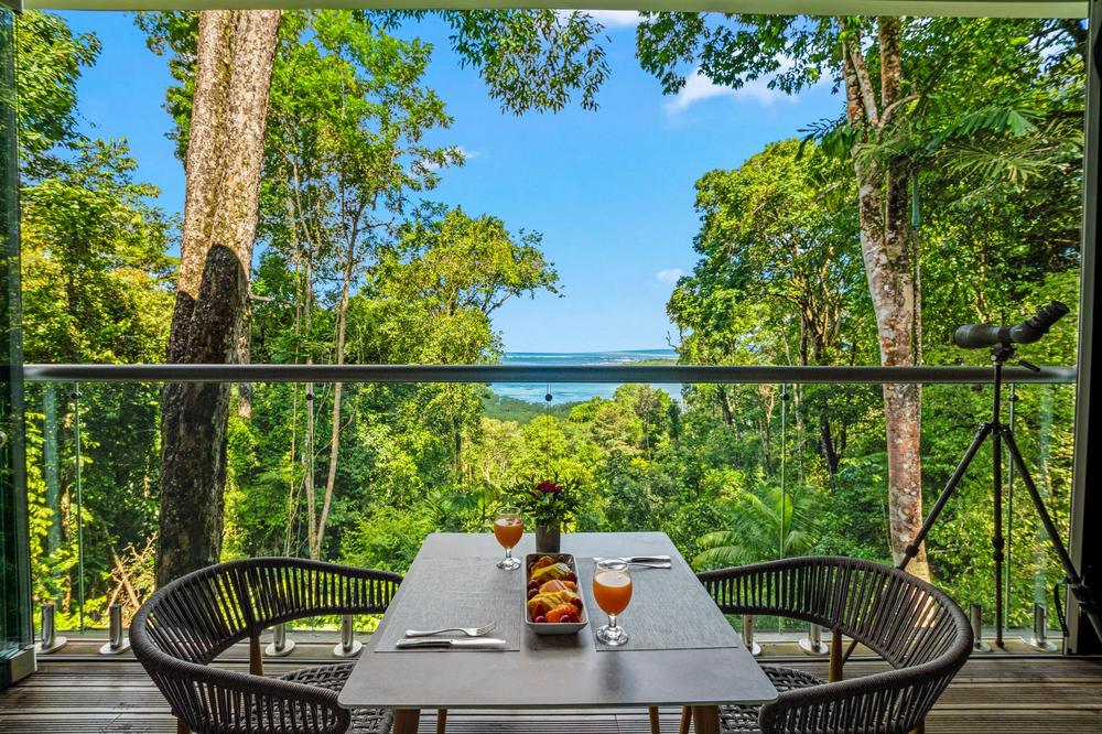 Terraza de desayuno sobre el Golfo Dulce, El Genio Estate