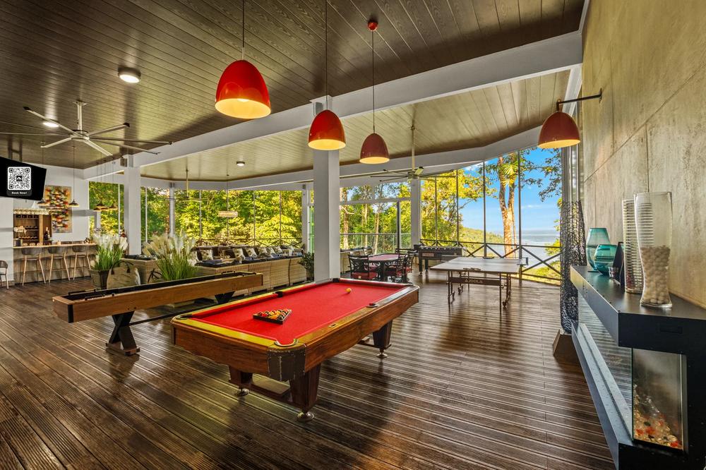 Games room with pool table and ocean view, El Genio Estate