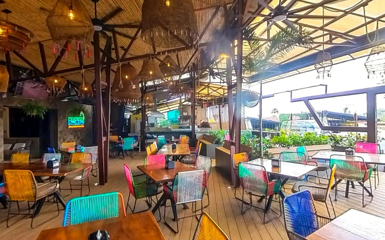 Dining at Kenko, a real 360° photography project by YouSee360